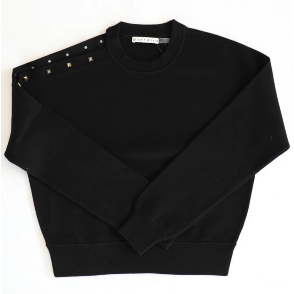 Alice + Olivia - Michael Crewneck Pullover with Cut Shoulder Black/Gold